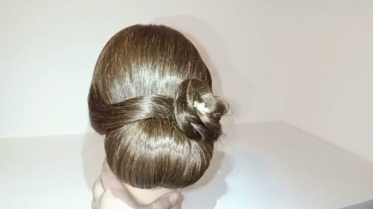 Chignon classico Peinado para novia  Прически для невесты  Classique  Smooth chignon Coafură ușoară