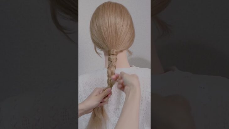 シンプルで個性的なヘアアレンジ #hairarrange #簡単ヘアアレンジ